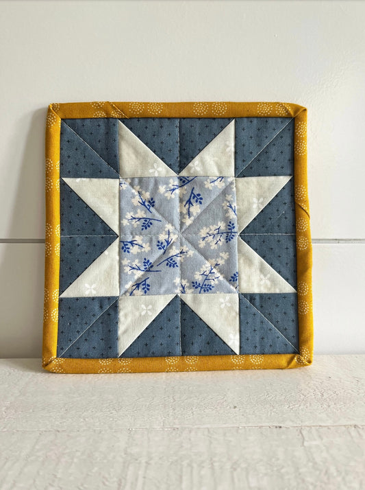 Sawtooth Mini Quilt - Branches