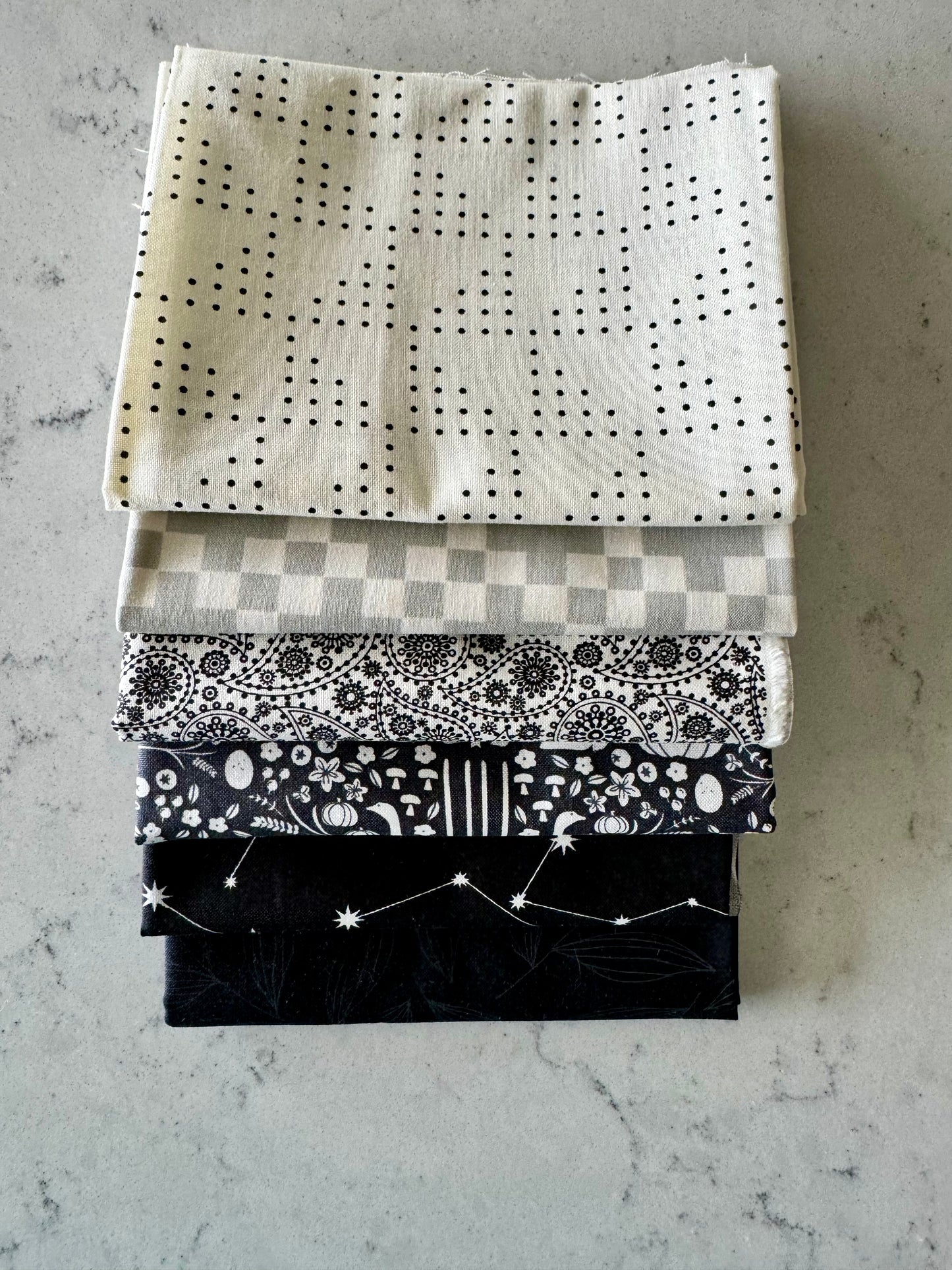 Shadow - Fat Quarter Bundle